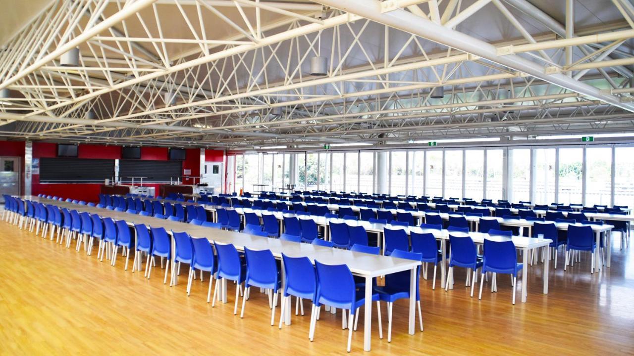 Performance Centre Hostel Gold Coast